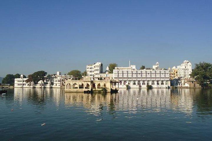 Excursion privée: Udaipur au fort Sajjangarh (palais de la mousson)