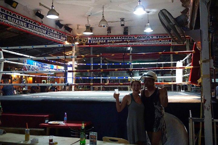 Chiang Mai Muay Thai Boxing Live al Thapae Stadium