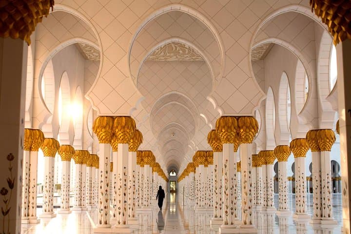 Full Day Abu Dhabi City Tour from Dubai Including Lunch