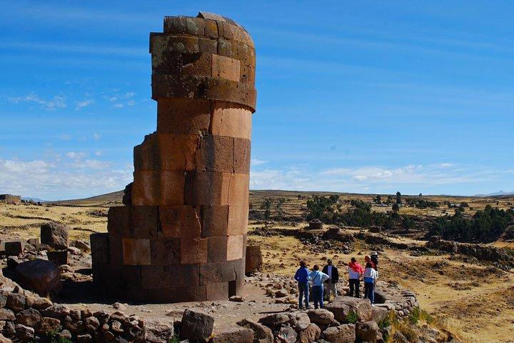 Halvdagsgrave "Chullpas" af Sillustani fra Puno