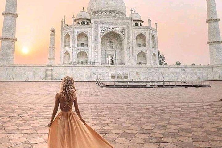 Excursion d'une journée au Taj Mahal depuis Aerocity (aéroport) de Delhi