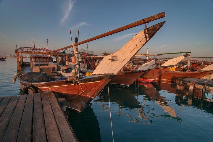 ドーハ: ガイド付き市内観光（空港とホテル送迎付き）