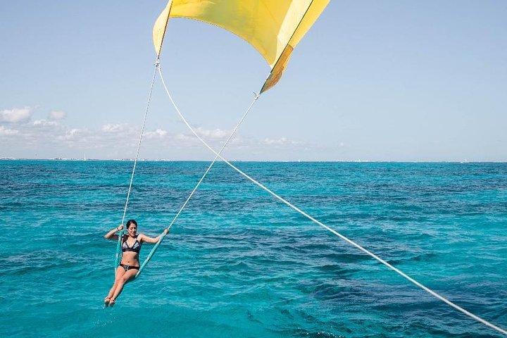カンクンまたはリヴィエラマヤからのすべての包括的なカタマラン帆イスラムヘーレスへ