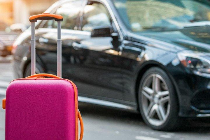 Privat overførsel fra Warszawa Chopin lufthavn med bil med social afstand