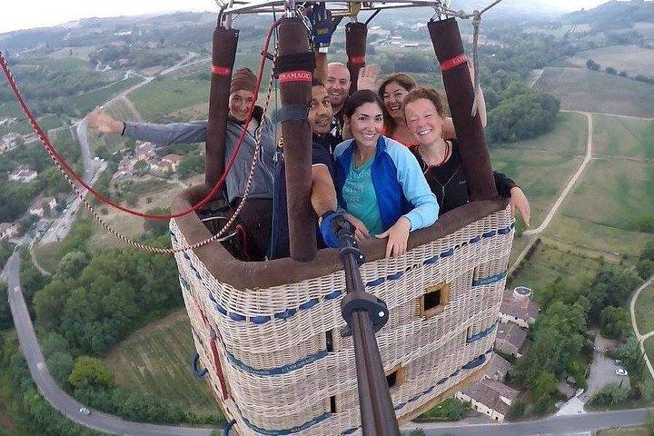 Volo in mongolfiera sulla Toscana da Siena
