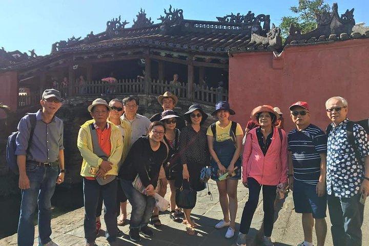 Golden Bridge via Cable Car, Jungle & Hoi En Walking Tour & Night Market (Privat)