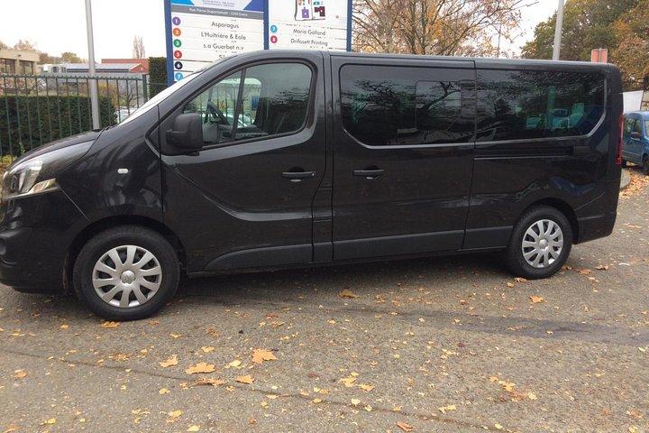 Minivan standard dall'aeroporto di Charleroi alla città di Bruxelles