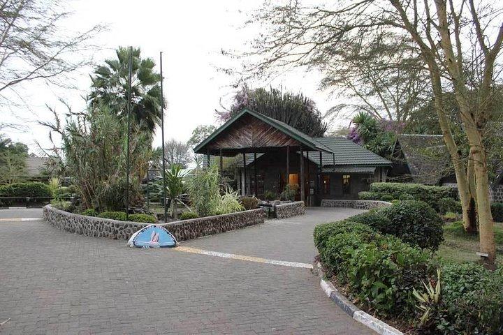 7 Days Tuji- Enjoy Kenya Safari (MINIMUM 2 PAX)