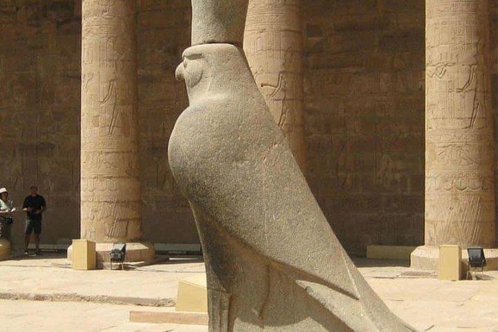 Aswan & Luxor: Hel dag privat guidad tur till Kom Ombo- och Edfu-templen