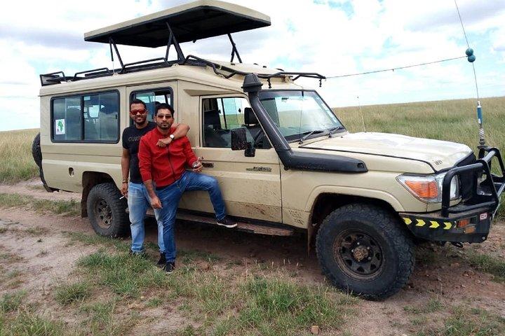 Safari di 4 giorni: Tsavo est, ovest e parchi nazionali Amboseli