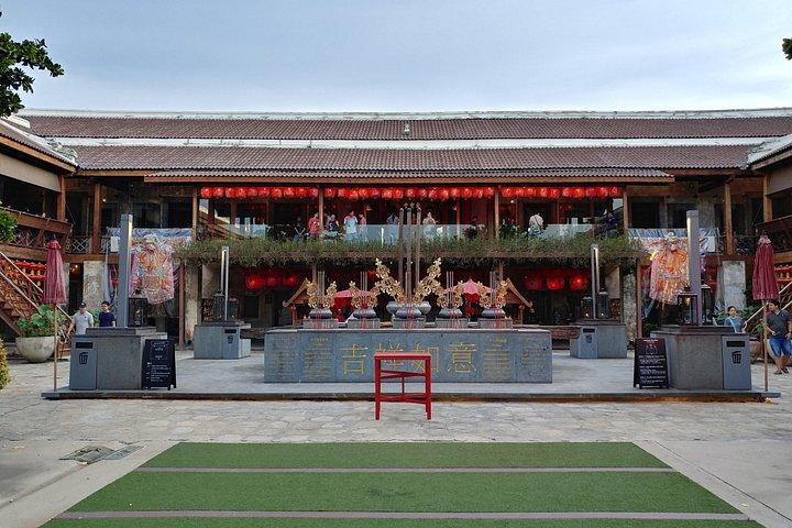 Bike & Bite with Boss: Discover Thonburi