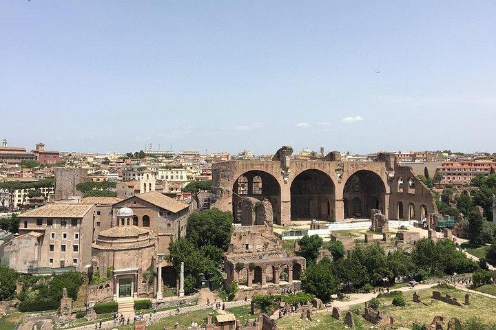 ローマパラティンヒルと古代宮殿ツアー