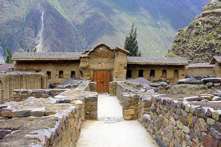 Private Ollantaytambo, Pisac Ruinen Tour mit Farmbesuch, Gourmet Picknick Mittagessen