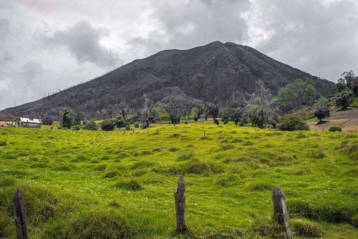 サンノゼから見るグアヤボとイラズ火山国立公園の秘密