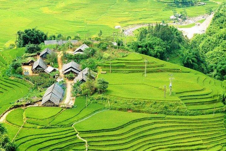 Sapa 2-daagse tour per bus vanuit Hanoi : Trekking, Homestay, Expressway