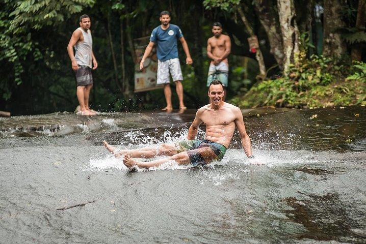 Jipe 4x4 Privato 3hr Cascate e Cascate Paraty by Jango Tour