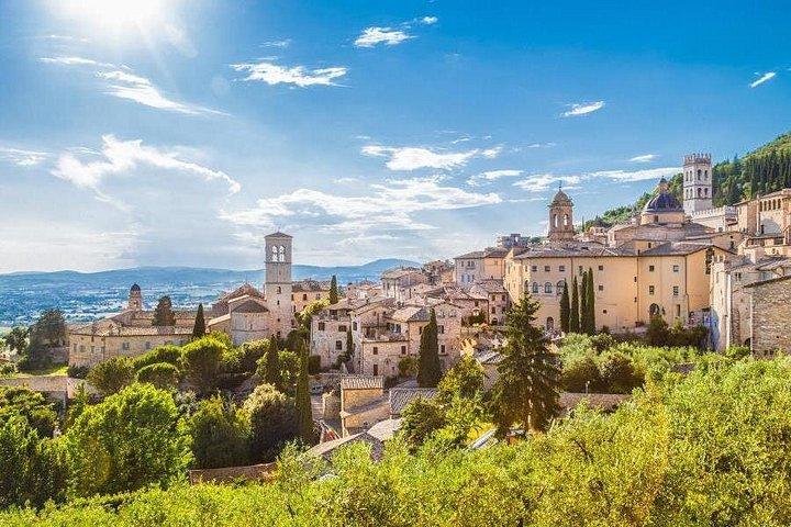 Day Trip: Pasta Cooking Class With Lunch & Assisi guided tour