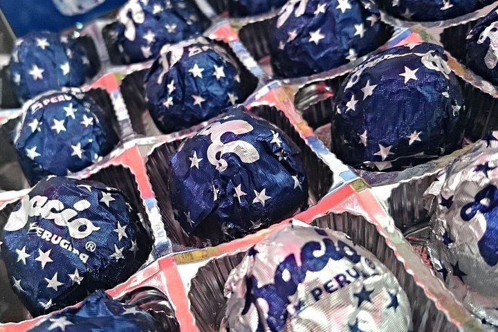 日帰り旅行：ランチとペルジーナチョコレートハウスを備えたペルージャプライベートツアー
