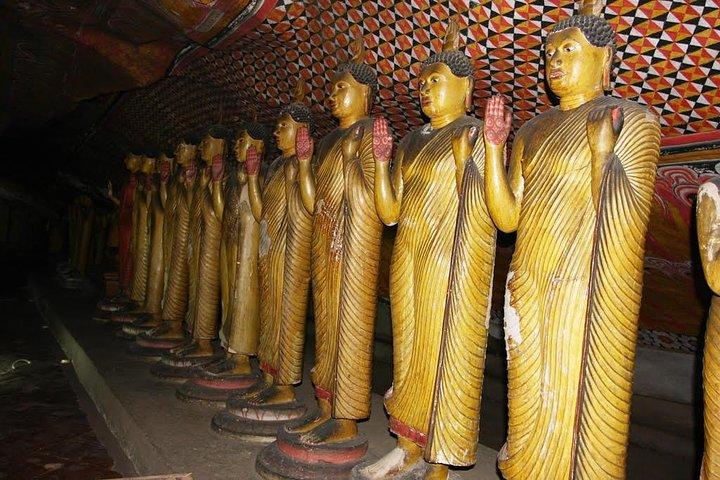 3 dagars Privet Tour till Kandy & Sigiriya från Colombo
