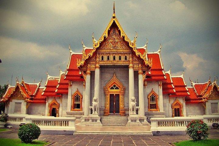 Fuld dag Bangkok PVT : 3 must-see templer og ikoniske blomstermarked