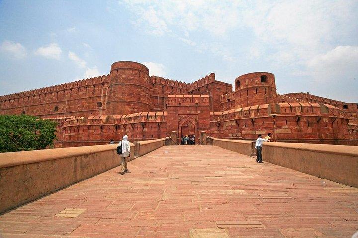 Bangalore : Private Same Day Taj Mahal Tours With Return Flight