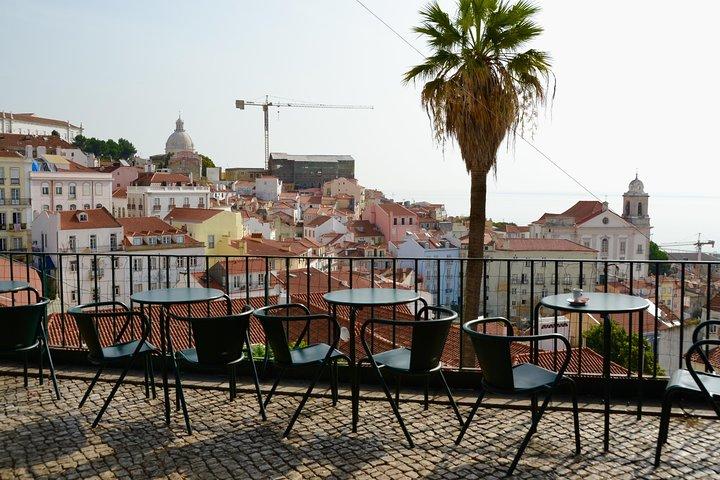 Quartieri storici di Lisbona: i migliori panorami, cibo e storie