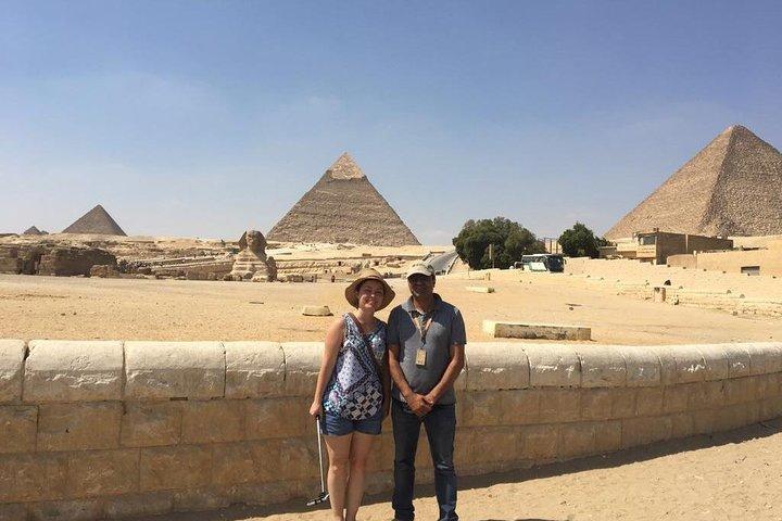 Excursão Privada do Cairo para as Pirâmides de Gizé e a Esfinge com almoço