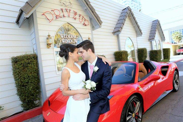 Boda en vehículo mundialmente famosa en Las Vegas