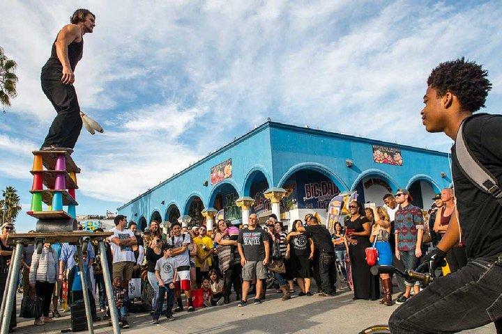 Den Ultimate Venice Beach Experience