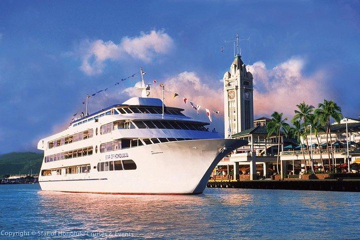 Honolulu : Crucero con cena y espectáculo al atardecer Pacific Star