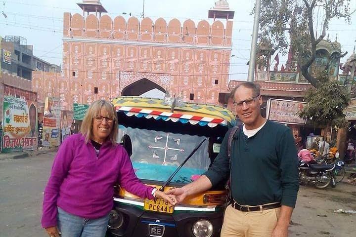 Visite privée de 2 jours de Pink City en TukTuk avec prise en charge gratuite.