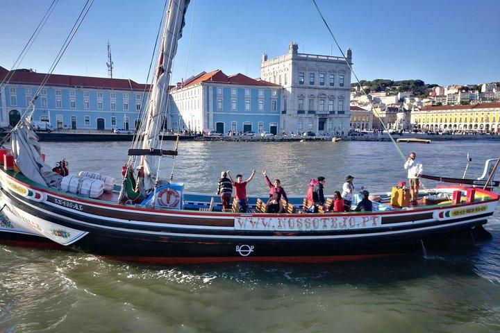 Lisboa Barcos Tradicionales - Crucero Express - 45min
