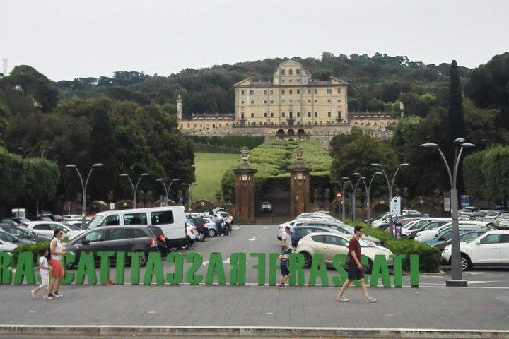 Castelli Romani, Frascati, Castel Gandolfo, Lago Albano + Degustazione vini - 8 persone