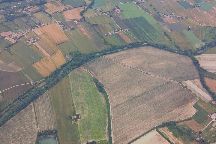 Umbrien : Heißluftballonflug mit Brunch + Spello Führung