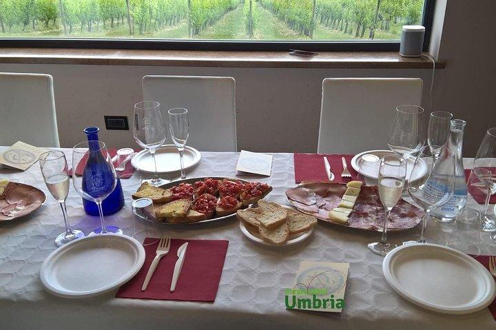 Umbrien : Heißluftballonflug mit Brunch + Spello Führung