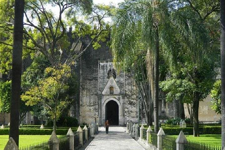 Full Day: Taxco and Cuernavaca