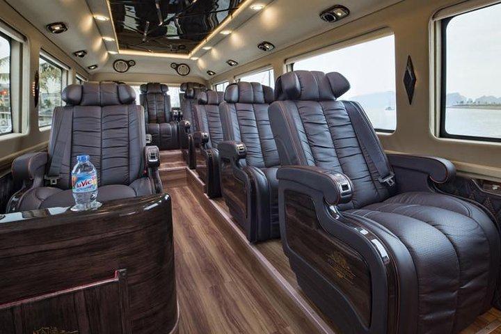 Transfer privati in limousine per Hanoi, Sapa, Ninh Binh, Halong