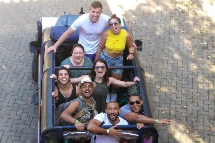 Jipe 4x4 Privato 3hr Cascate e Cascate Paraty by Jango Tour