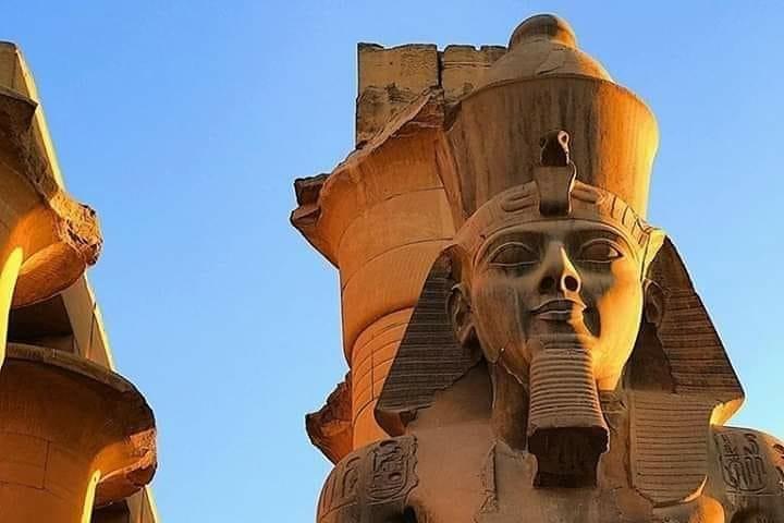 Tagestour nach Luxor von Kairo mit dem Flugzeug