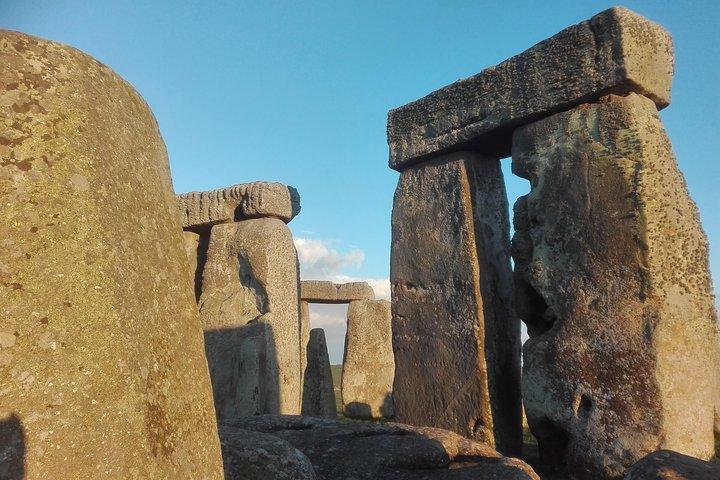 Tour privado a Stonehenge y Bath