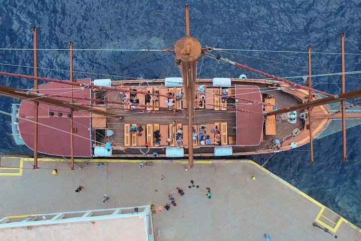 Halbtägige Tour zum Vulkan Santorini