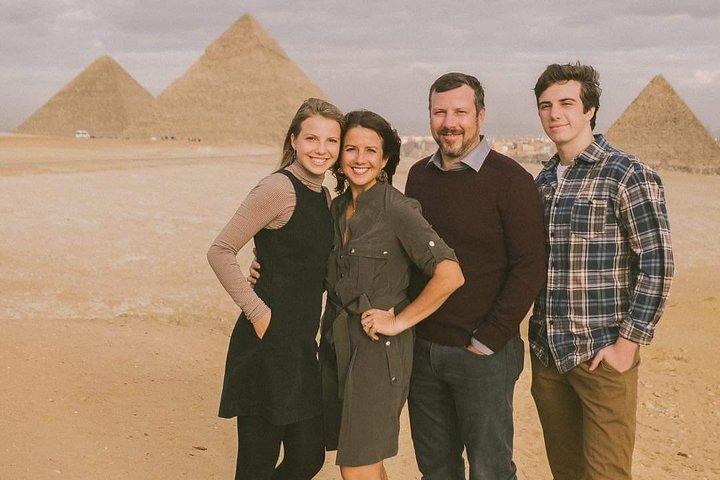 Private Day tour met Guide to Giza Pyramids, Saqqara and Memphis from Cairo