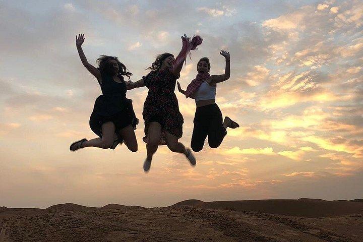 Dubai Private Evening Red Dunes Safari, BBQ & Premium Camp
