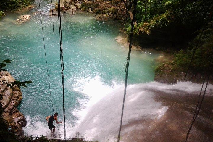 Blue Hole Adventure Tour vanuit Falmouth