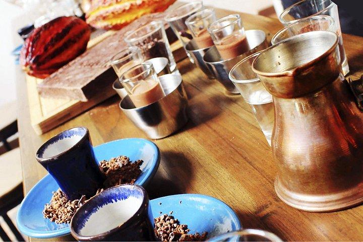 ボゴタ私的コーヒー＆チョコレートツアー（ラ・カンデラリア）（4時間）