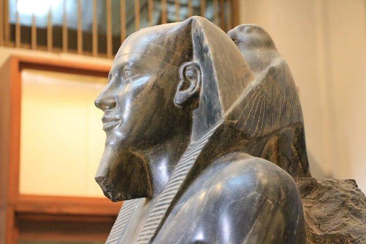 Excursão às pirâmides de Gizé e museu egípcio de Alexandria de carro