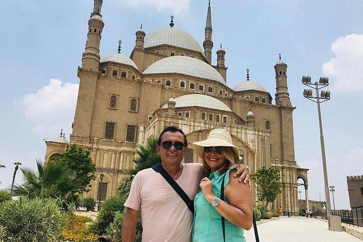 アレクサンドリア港からカイロへの一泊旅行