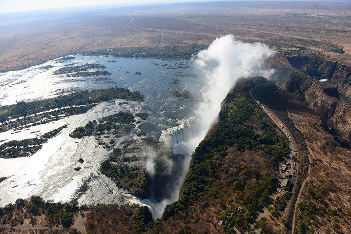 Guidad tur i Victoria Falls & Sunset Cruise Combo