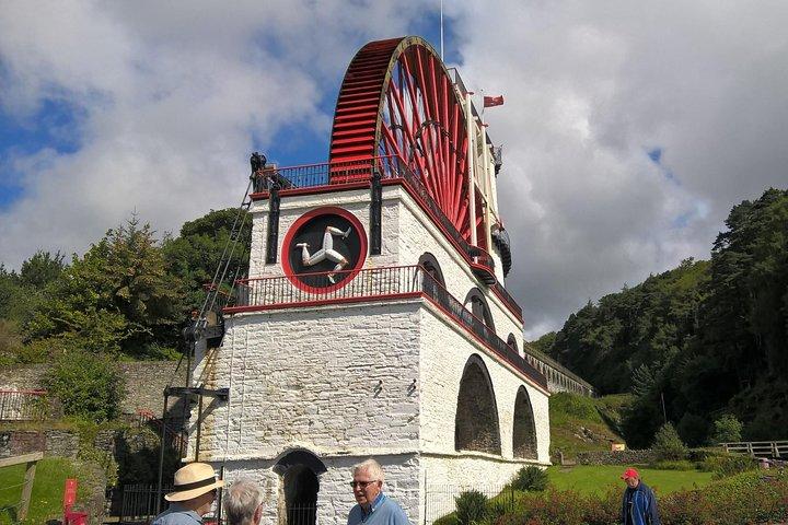 Hel dagstur Laxey och norra slätter med kvalificerad Isle of Man Tour Guide