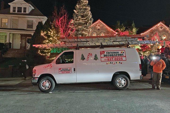ダイカーハイツでのブルックリンクリスマスライトウォーキングツアー